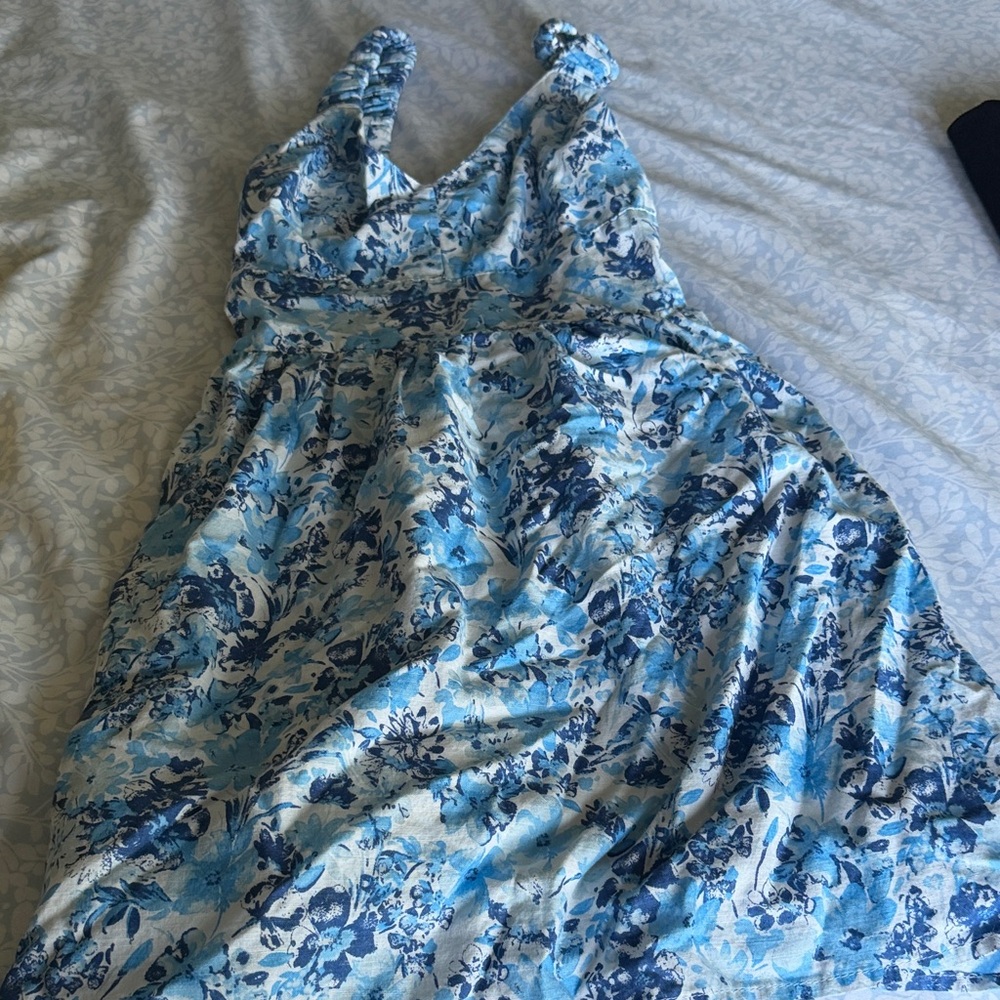 Abercrombie & Fitch Blue and White Floral Maxi Dress
